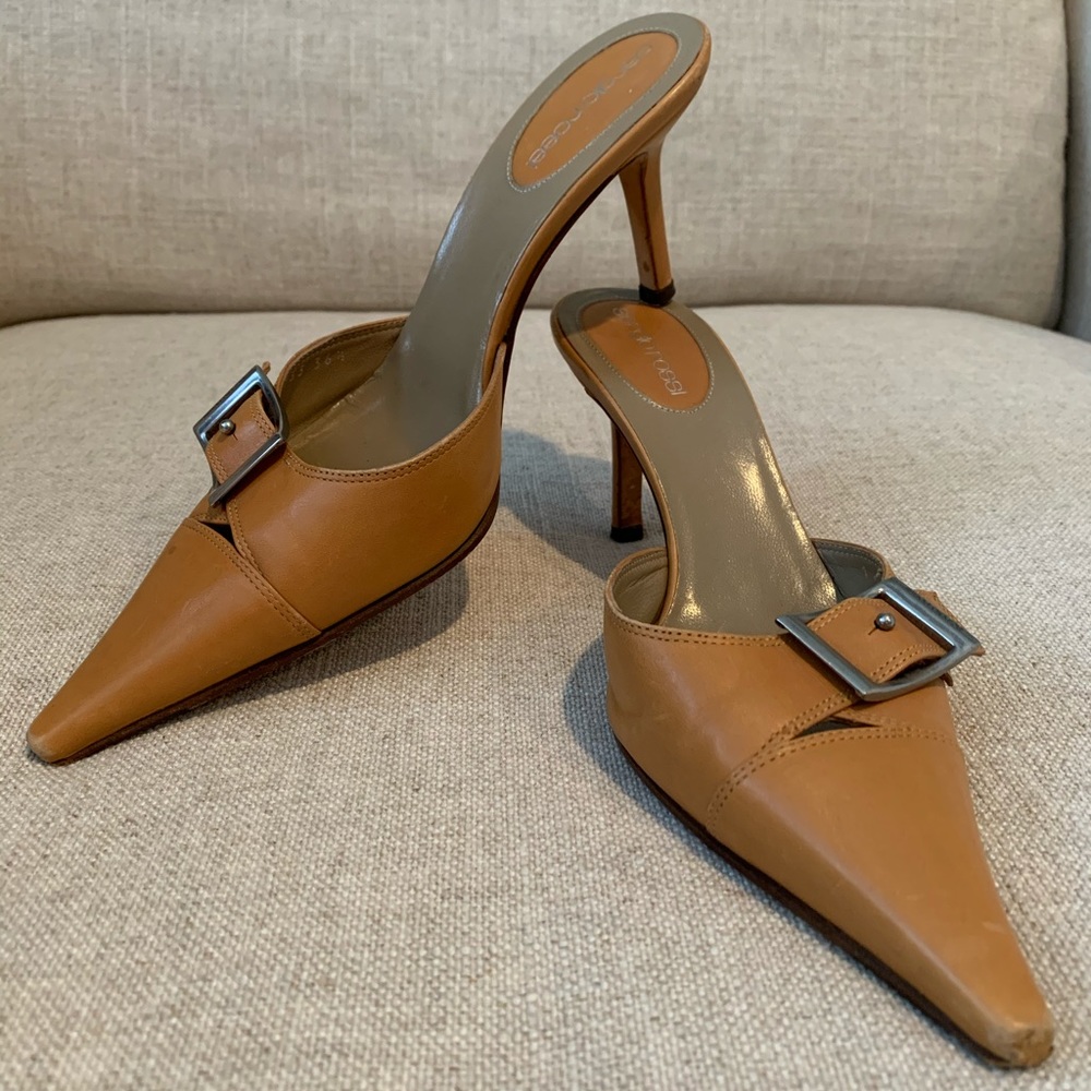 Beautiful Sergio Rossi tan heels